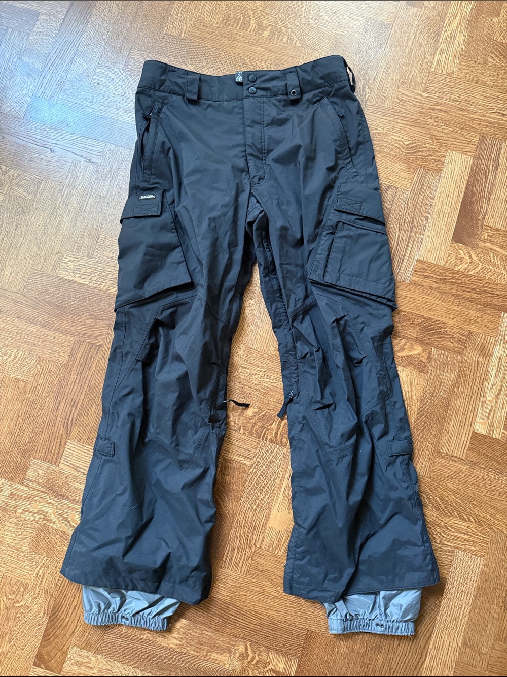 BURTON Cargo Pants Snowpants Performance Snowboard Gorpcore Y2K Ski Winter L